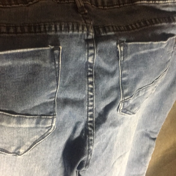 Jeans - Picture 4 of 5